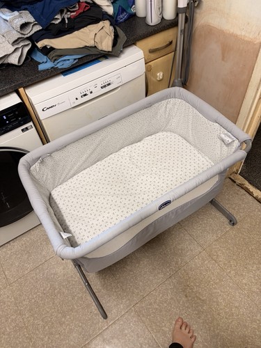 Chicco next crib - to, me